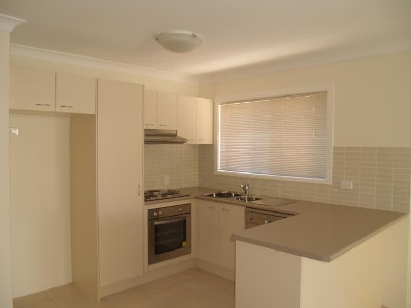 23 Armrick Avenue, Broadbeach QLD 4218, Broadbeach - Thumbnail 3