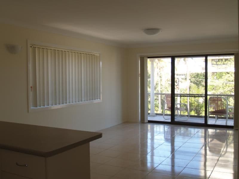 23 Armrick Avenue, Broadbeach QLD 4218, Broadbeach - Thumbnail 5