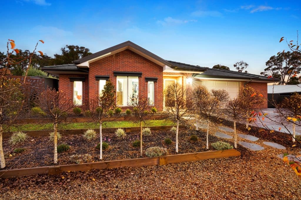 15 Greenhaven Court, Mount Clear VIC 3350, Mount Clear - Image 1