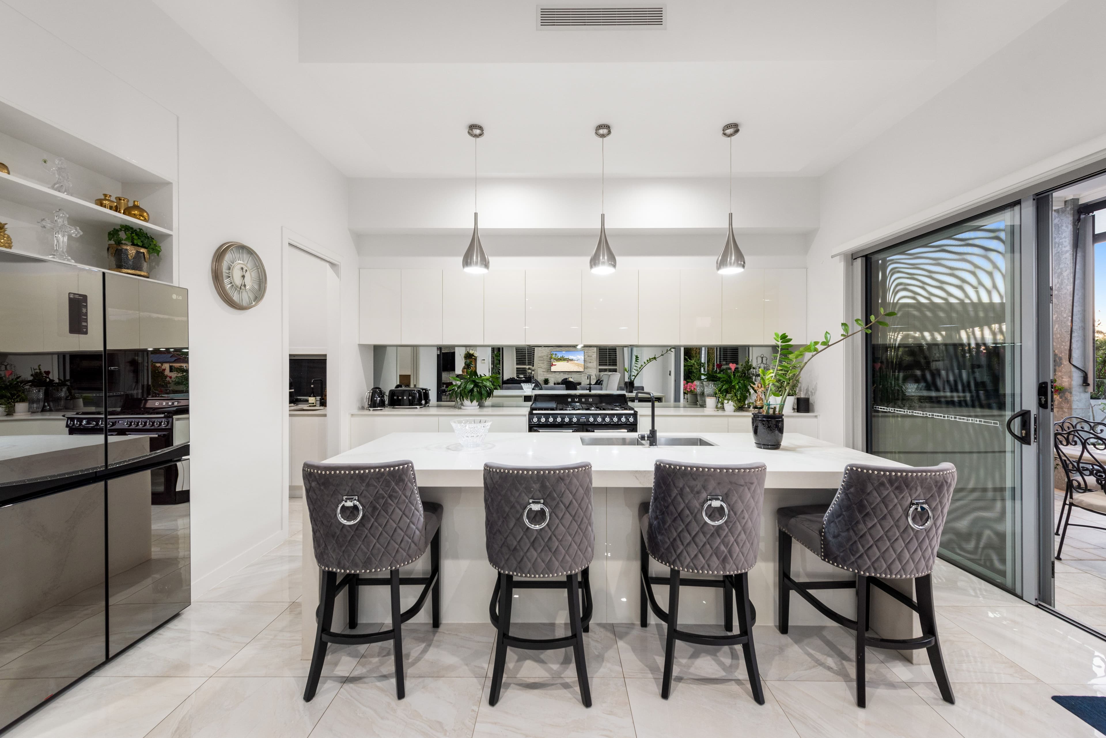 12 Skyline Crescent, Carindale QLD 4152, Carindale - Thumbnail 6