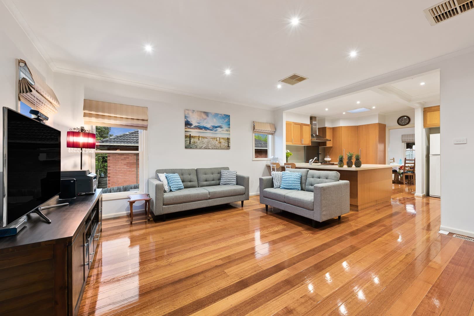 1/21 Beddows StreetBurwood, VIC 3125, Burwood - Thumbnail 2