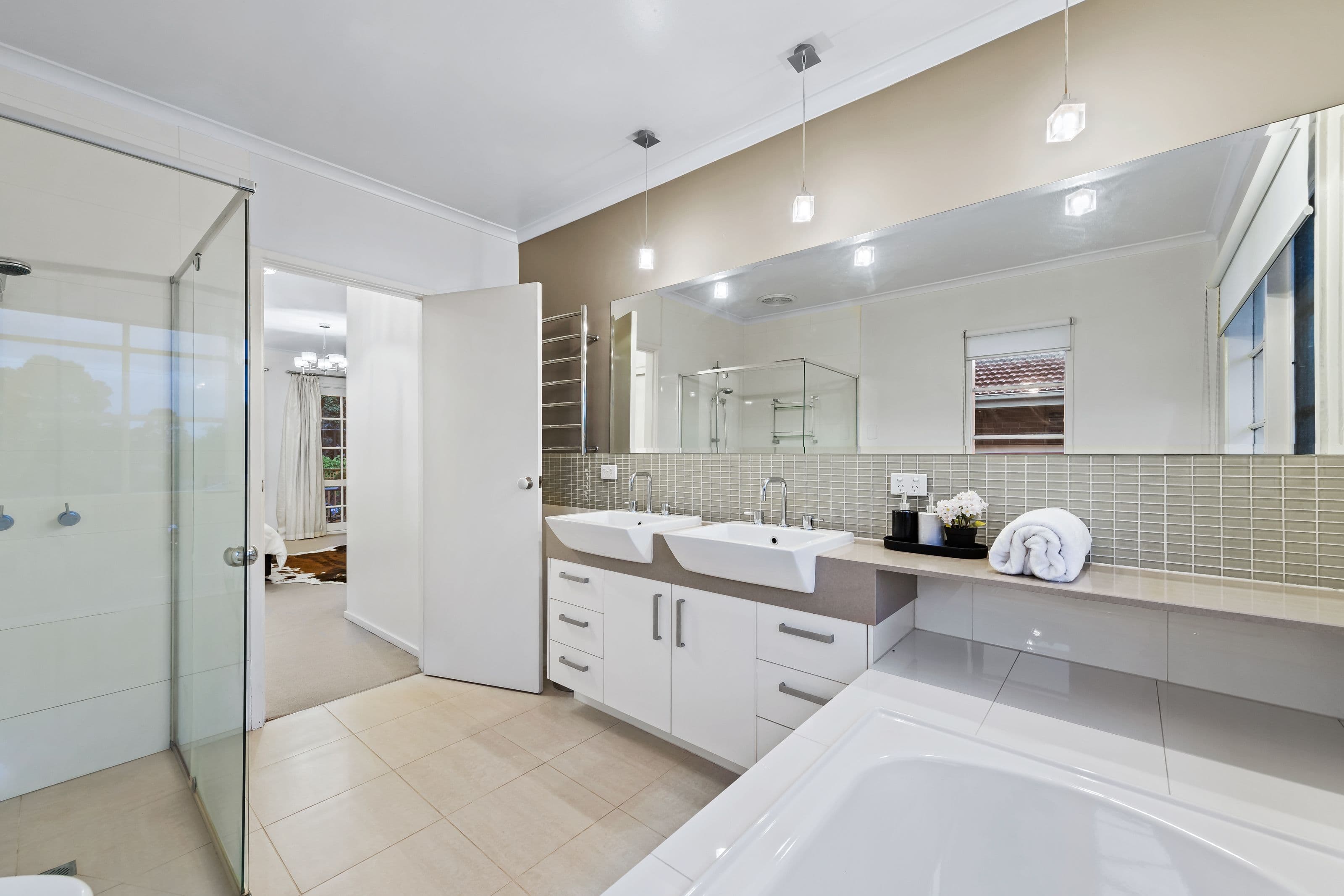 12 Bizley Street, Mount Waverley VIC 3149, Mount Waverley - Thumbnail 6