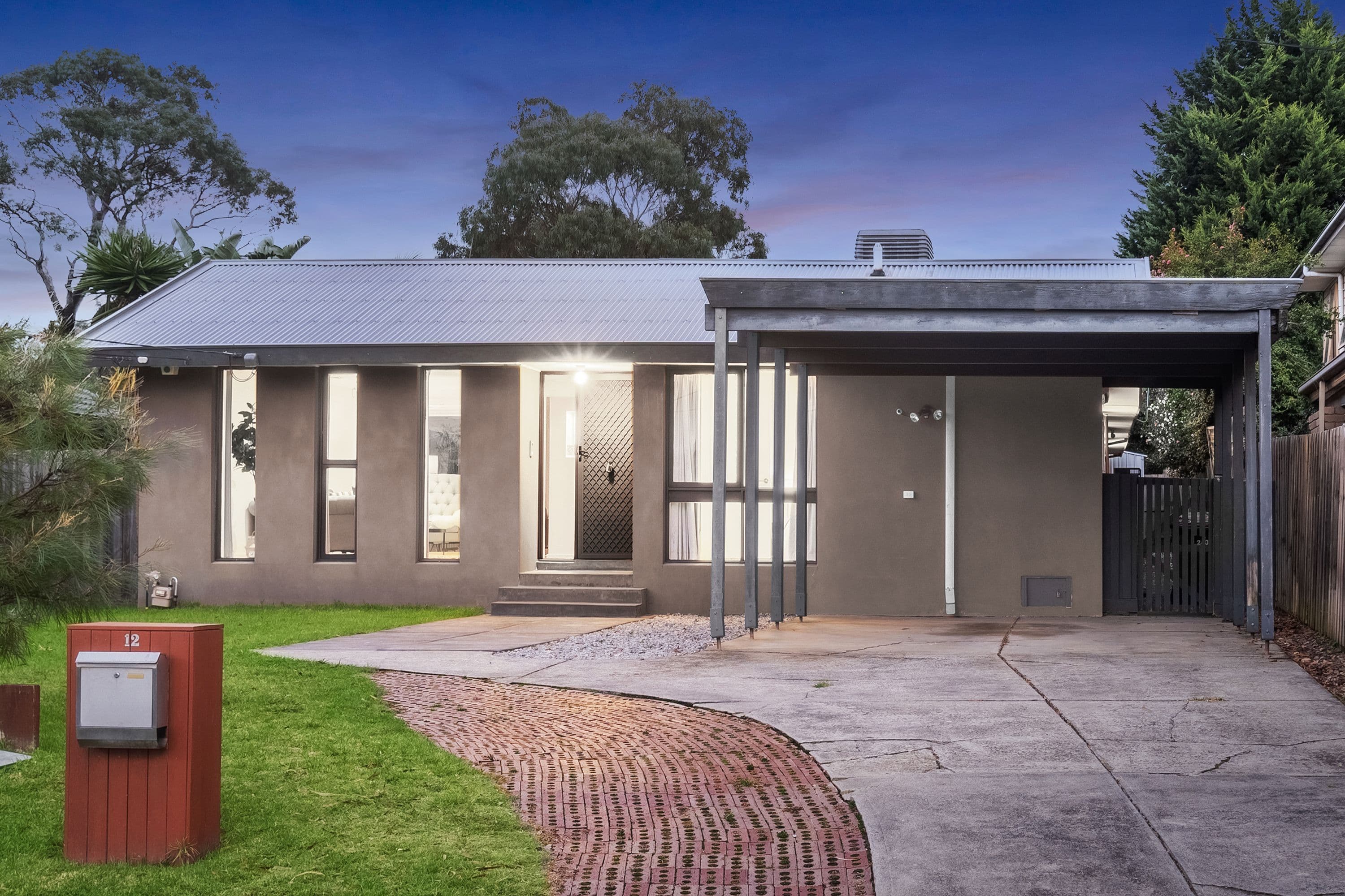 12 Glen Barry Road, Wantirna VIC 3152, Wantirna - Image 1