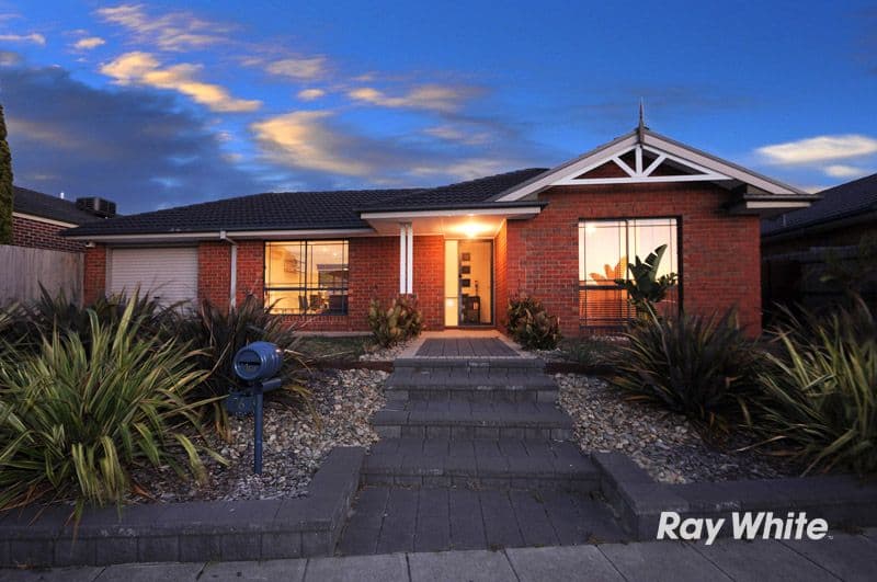 16 Henning Avenue, LYNBROOK VIC 3975, Lynbrook - Image 1