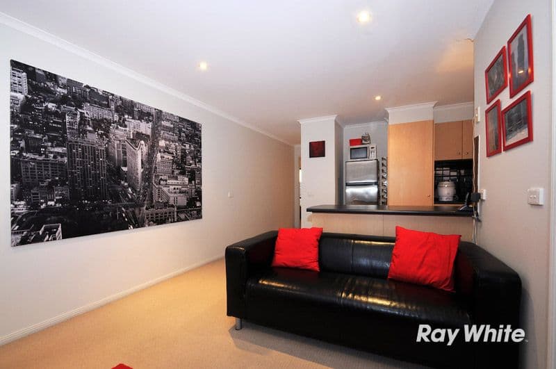 16 Henning Avenue, LYNBROOK VIC 3975, Lynbrook - Thumbnail 4