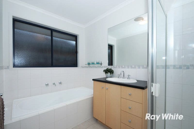 16 Henning Avenue, LYNBROOK VIC 3975, Lynbrook - Thumbnail 7