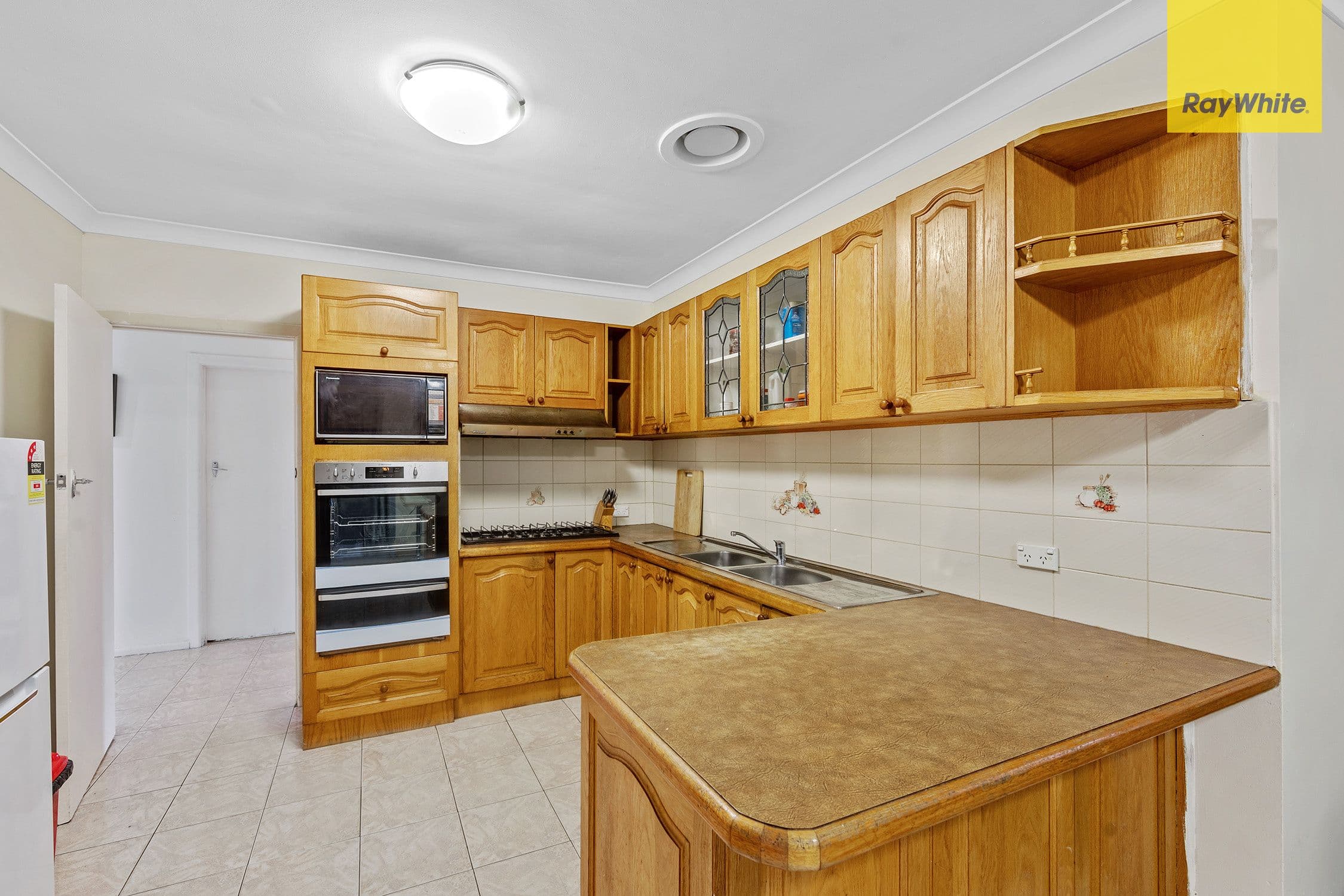 4 Blendon Avenue, St Albans VIC 3021, St Albans - Thumbnail 3