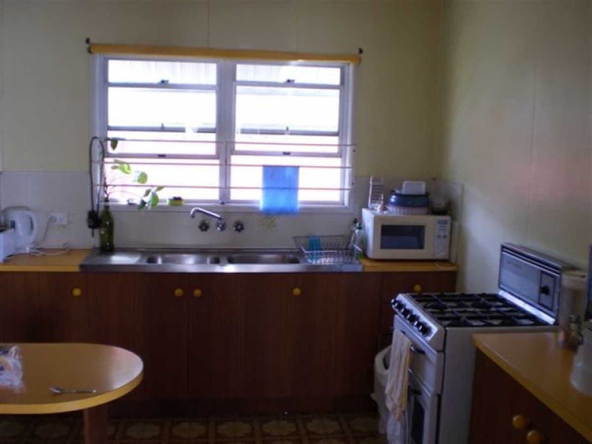 85 Alma Street, Rockhampton QLD, Rockhampton City - Thumbnail 2