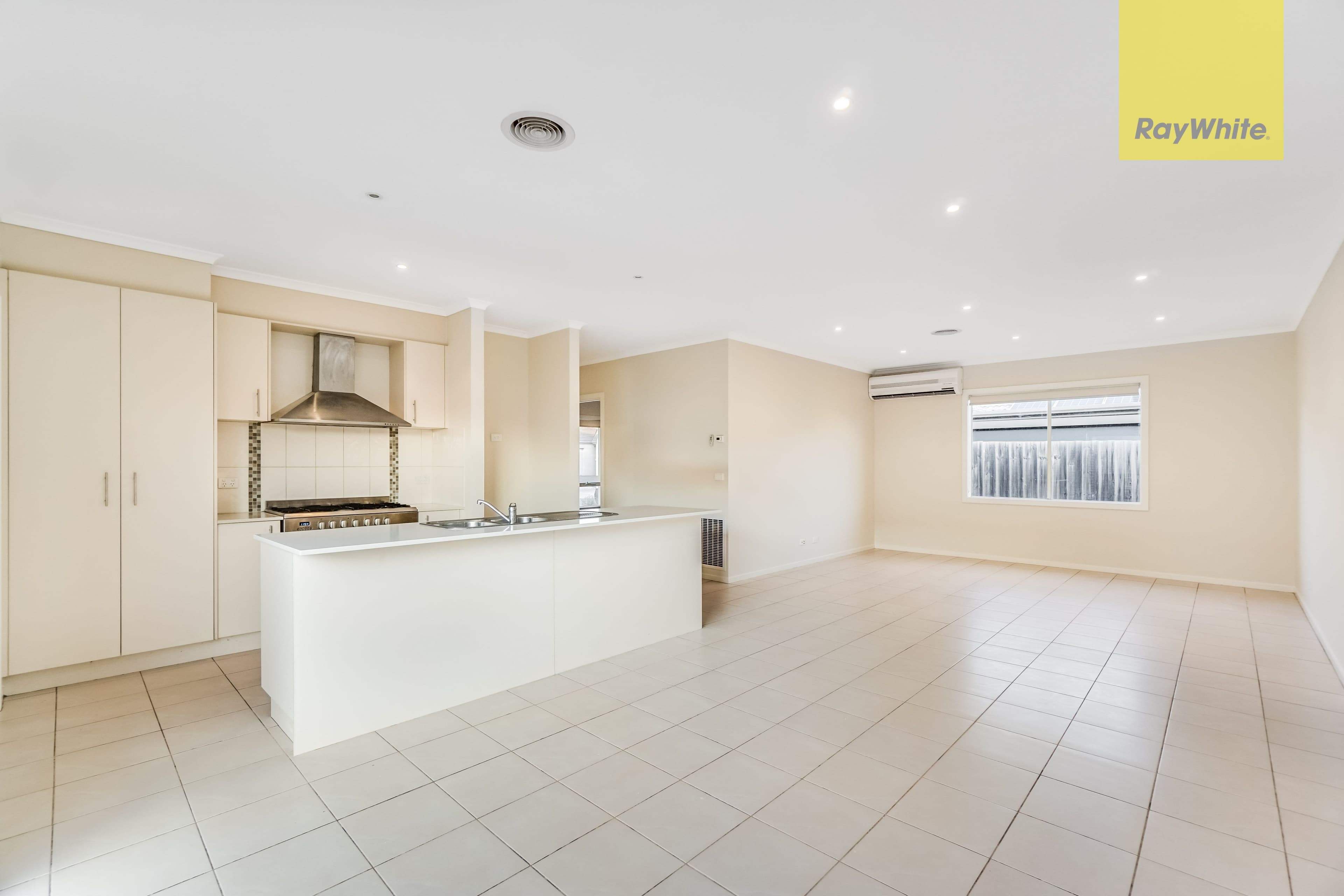 18 Lord Nolan Street, Kurunjang VIC 3337, Kurunjang - Thumbnail 6