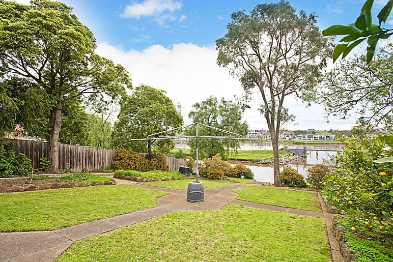 13 Fisher Parade, ASCOT VALE VIC 3032, Ascot Vale - Thumbnail 4