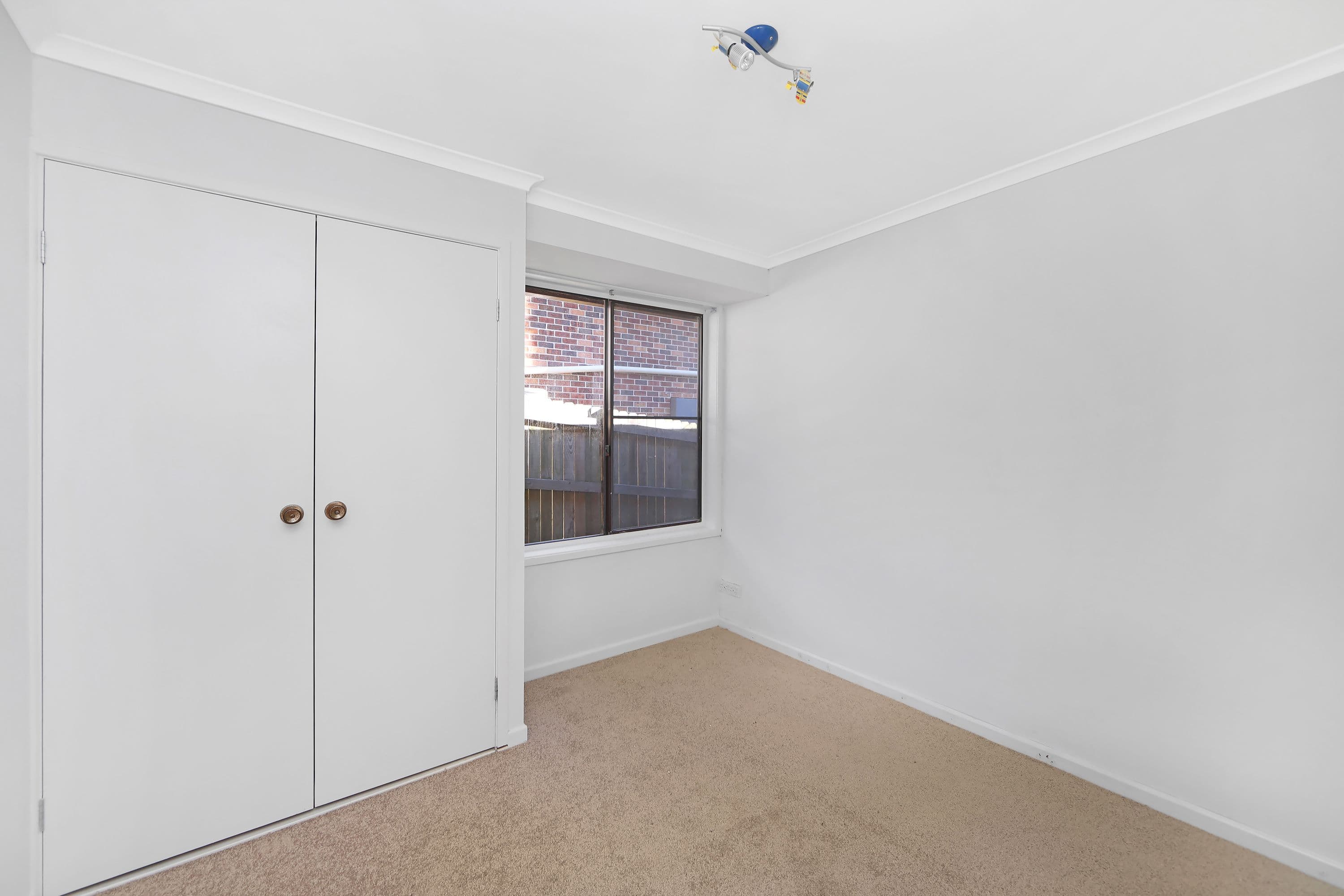 7 Hakea Close, Wyoming - Thumbnail 6
