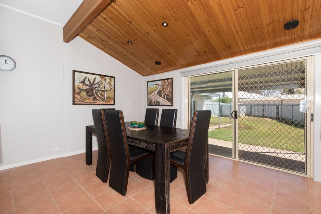 15 Kiewa Avenue, Red Cliffs VIC 3496, Red Cliffs - Thumbnail 4