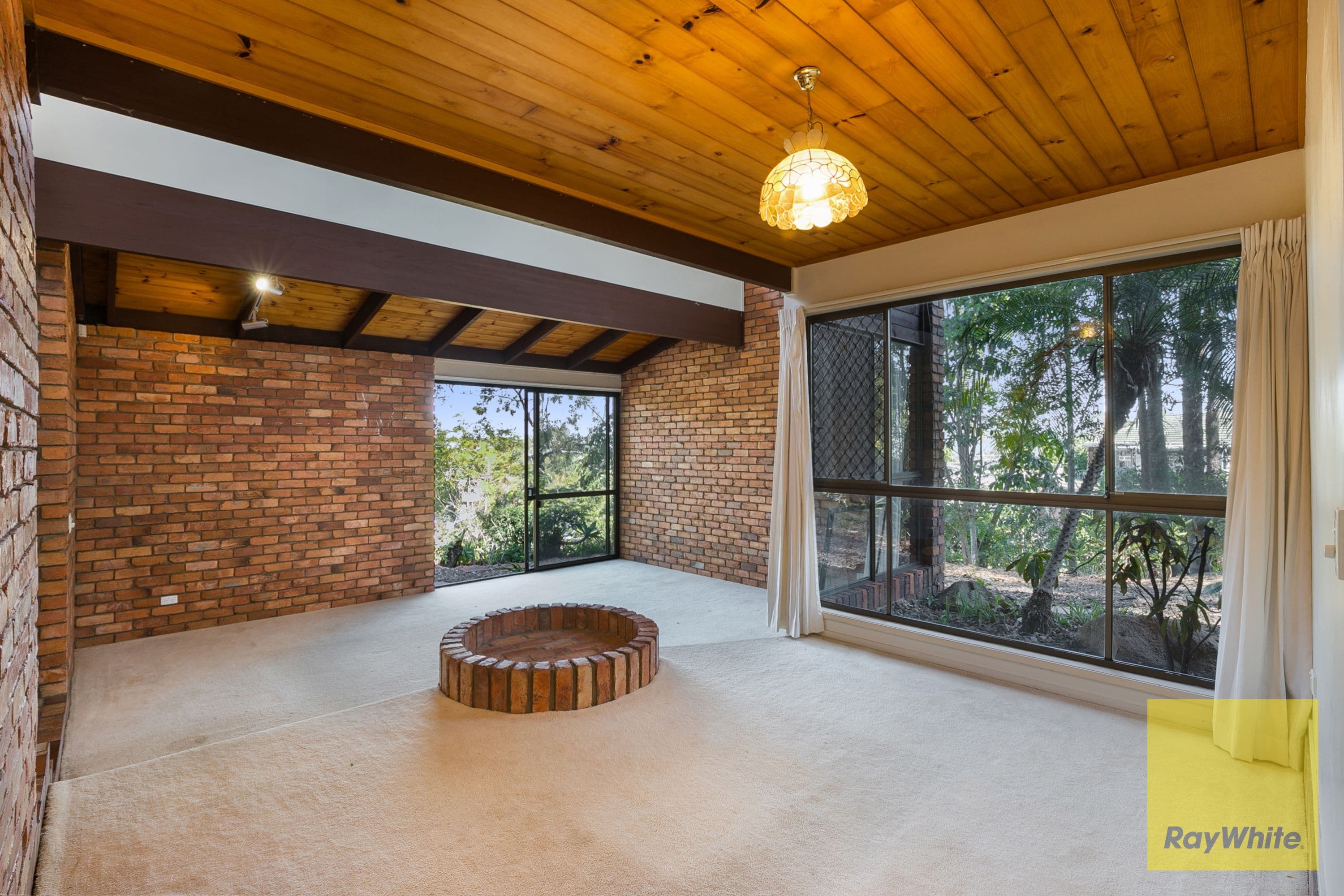 9 Pilin Place, Chapel Hill QLD 4069, Chapel Hill - Thumbnail 2