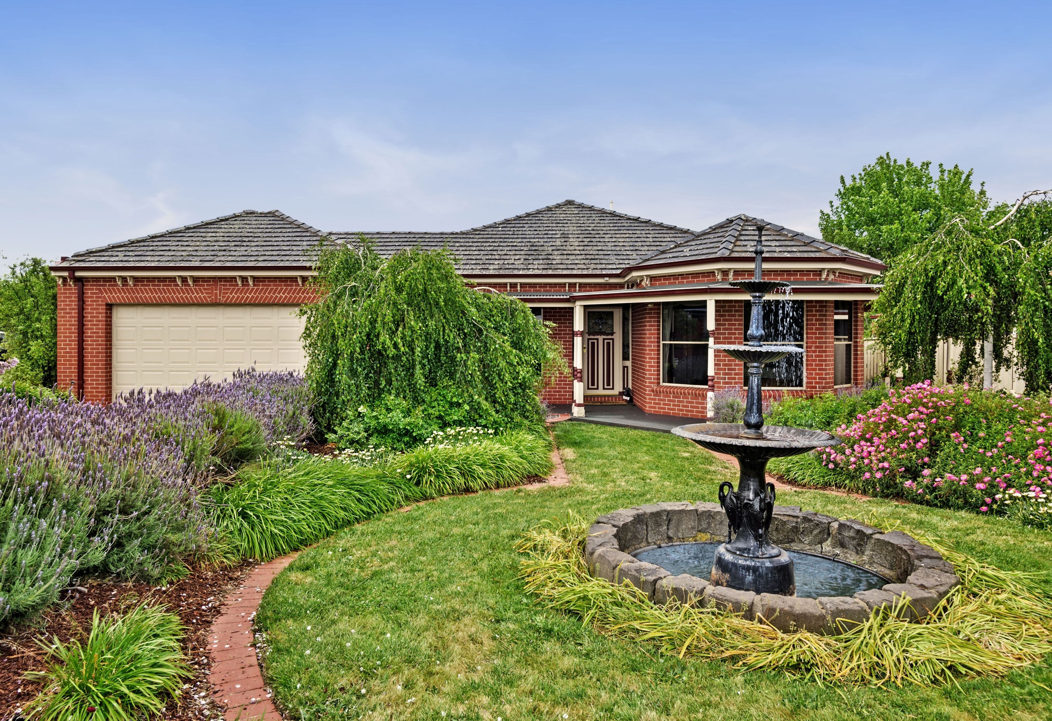 8 Ashbourne Court, Alfredton VIC 3350, Alfredton - Image 1
