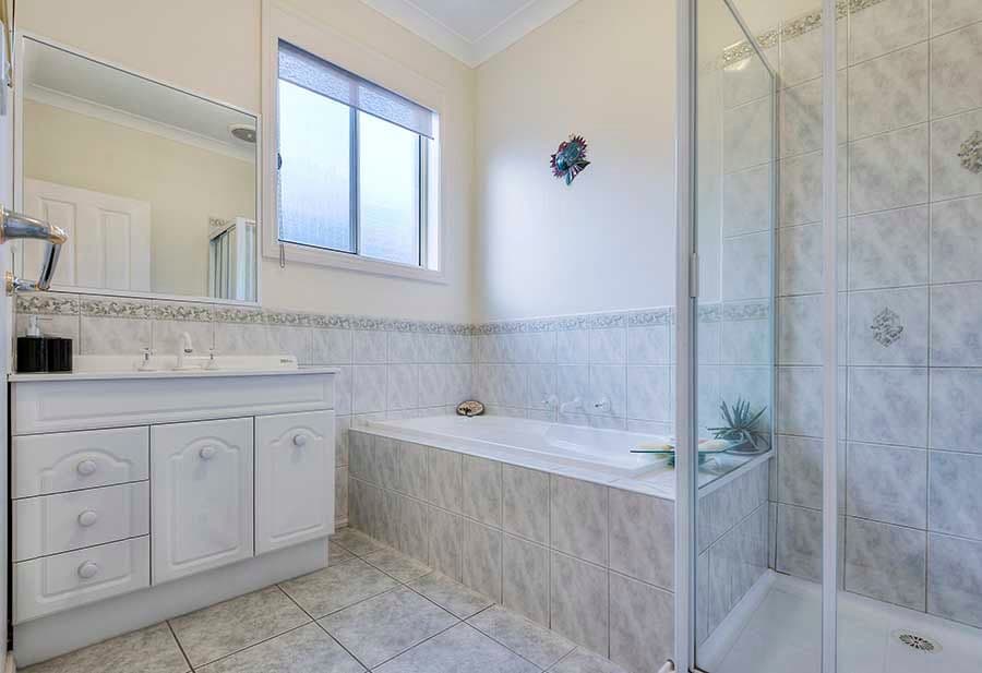 63 Lakes Drive, Craigieburn VIC 3064, Craigieburn - Thumbnail 7