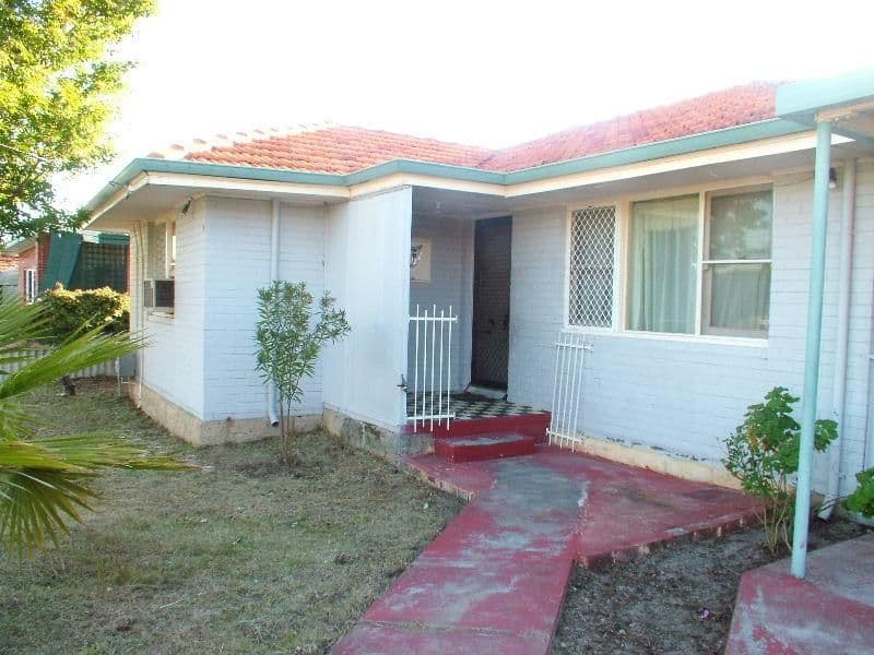 9 Playden Way, BALGA WA 6061, Balga - Thumbnail 2