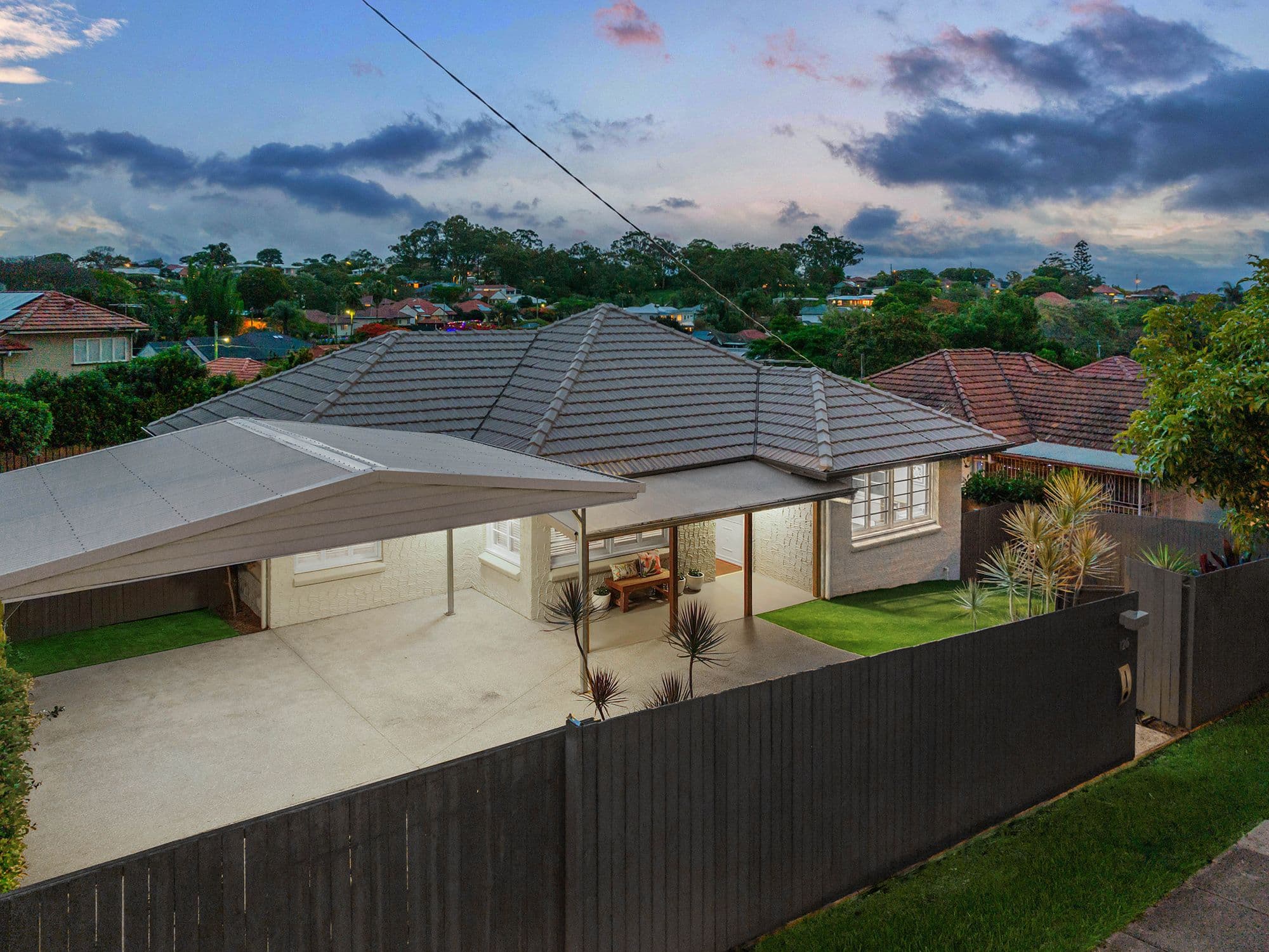 126 Hamilton Road, Wavell Heights QLD 4012, Wavell Heights - Thumbnail 2