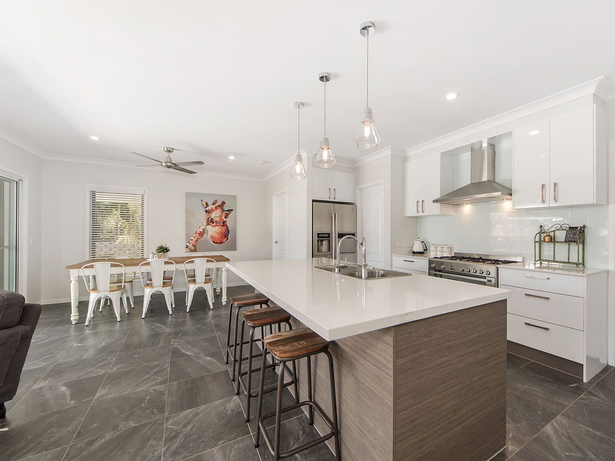 8 Greenvale Crescent, Maudsland QLD 4210, Maudsland - Thumbnail 4