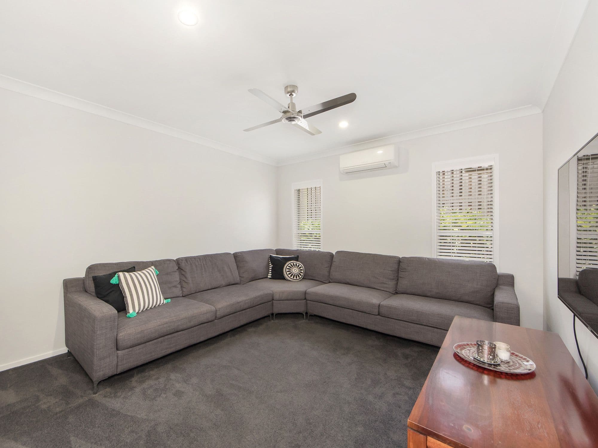 8 Greenvale Crescent, Maudsland QLD 4210, Maudsland - Thumbnail 8