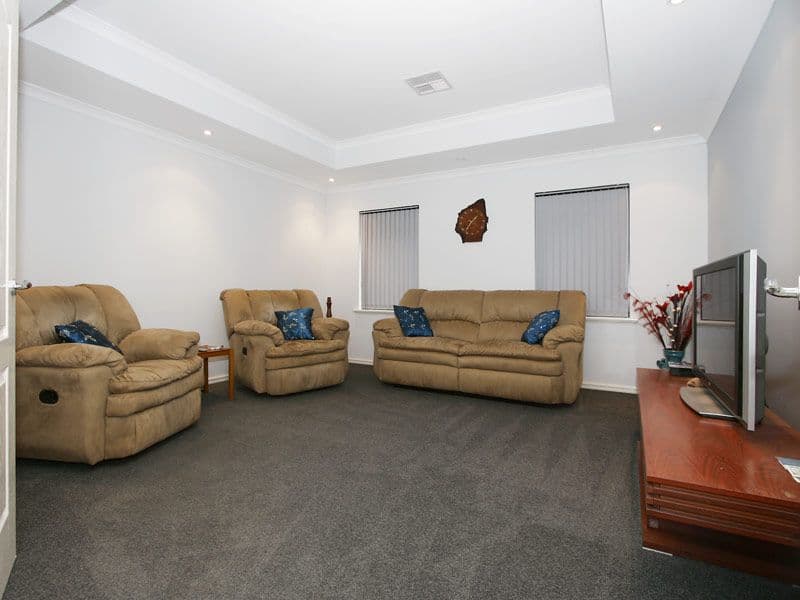 14 Tarradee Circuit, THORNLIE WA 6108, Thornlie - Thumbnail 5