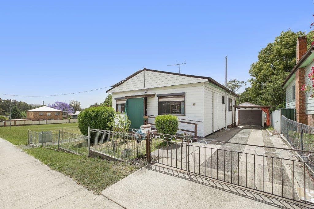 98 Toronto Road, Booragul - Image 1
