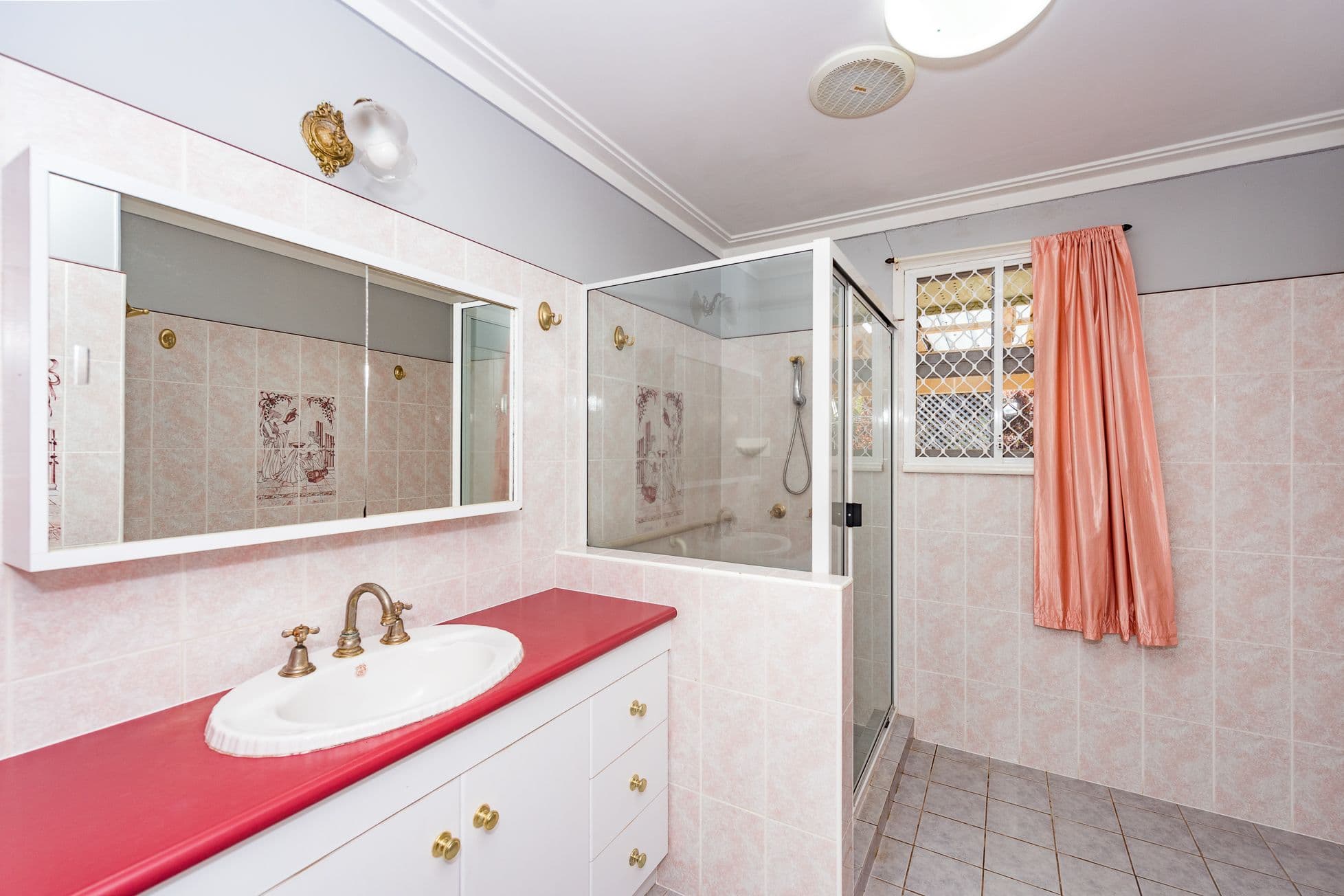 64 Elliott Heads Road, Kepnock QLD 4670, Kepnock - Thumbnail 6