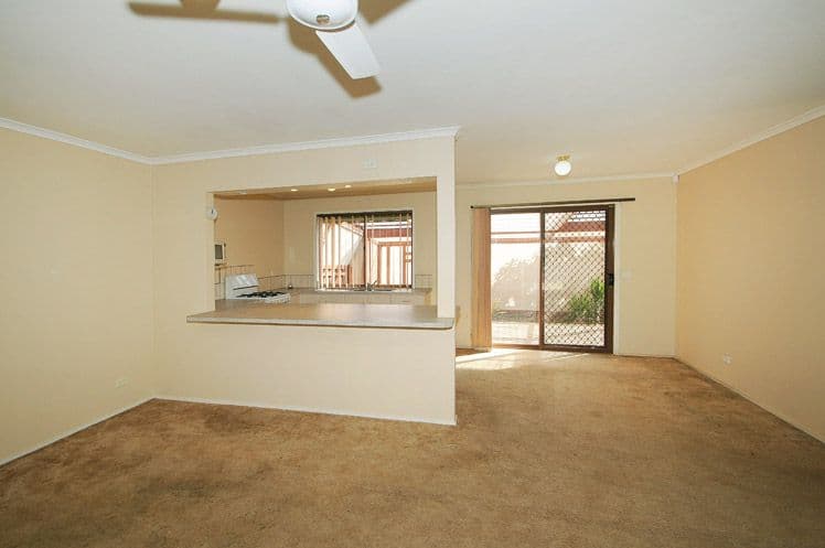 33 Earnshaw Drive, Carrum Downs VIC 3201, Carrum Downs - Thumbnail 2