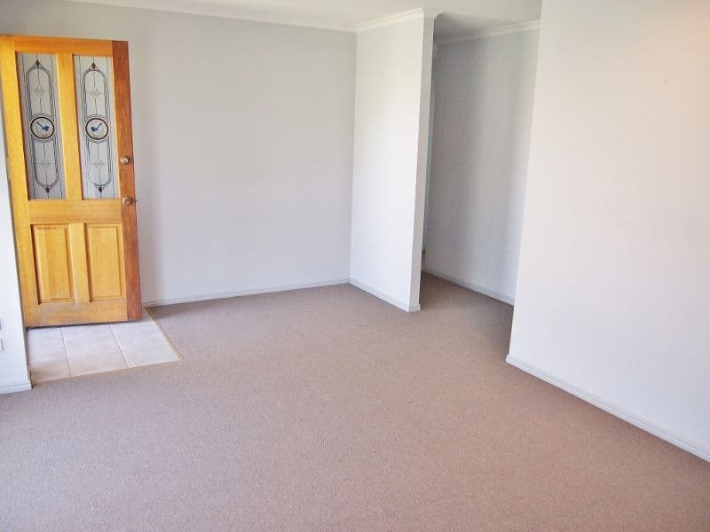 113 Limpus Street, Urangan QLD 4655, Urangan - Thumbnail 4