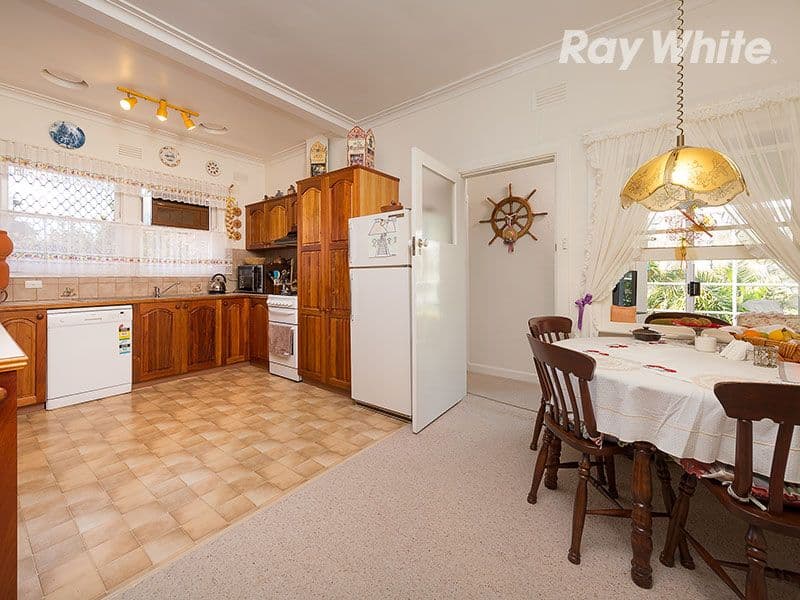 673 Holmwood Cross, Albury - Thumbnail 6