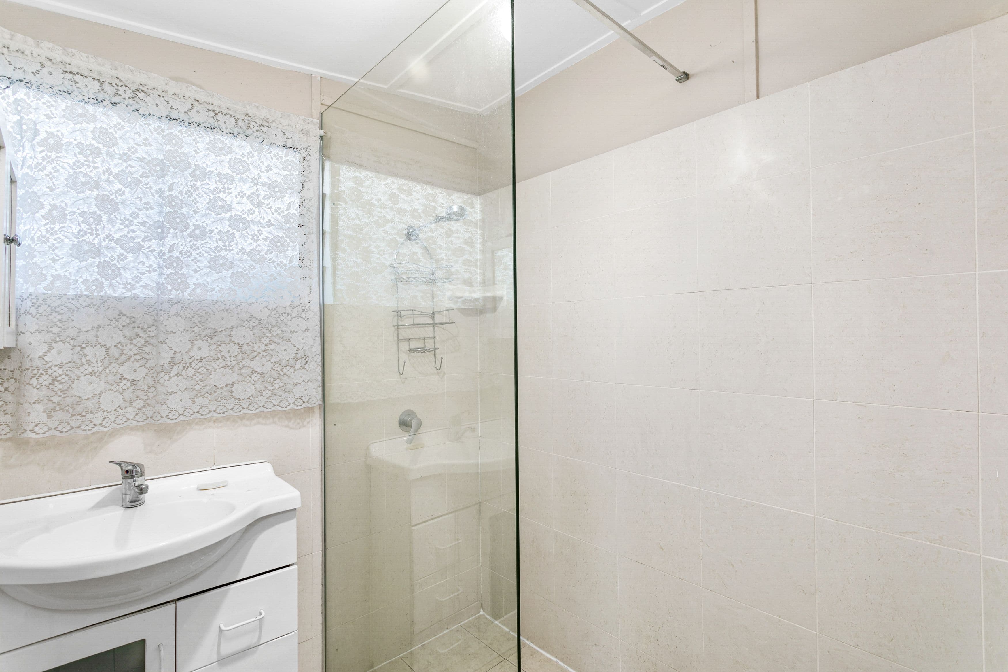7 Esplanade, Deception Bay QLD 4508, Deception Bay - Thumbnail 8