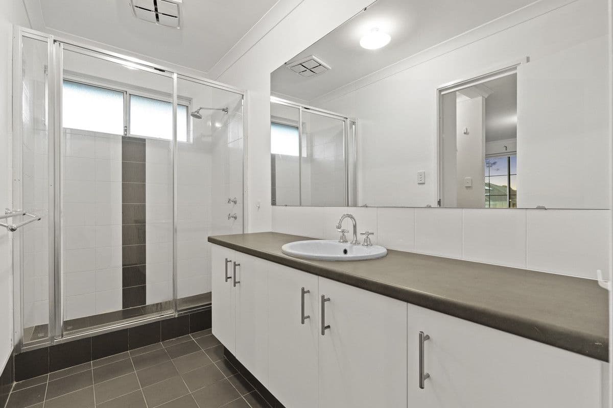 7 Bunker Crescent, Yanchep WA 6035, Yanchep - Thumbnail 5