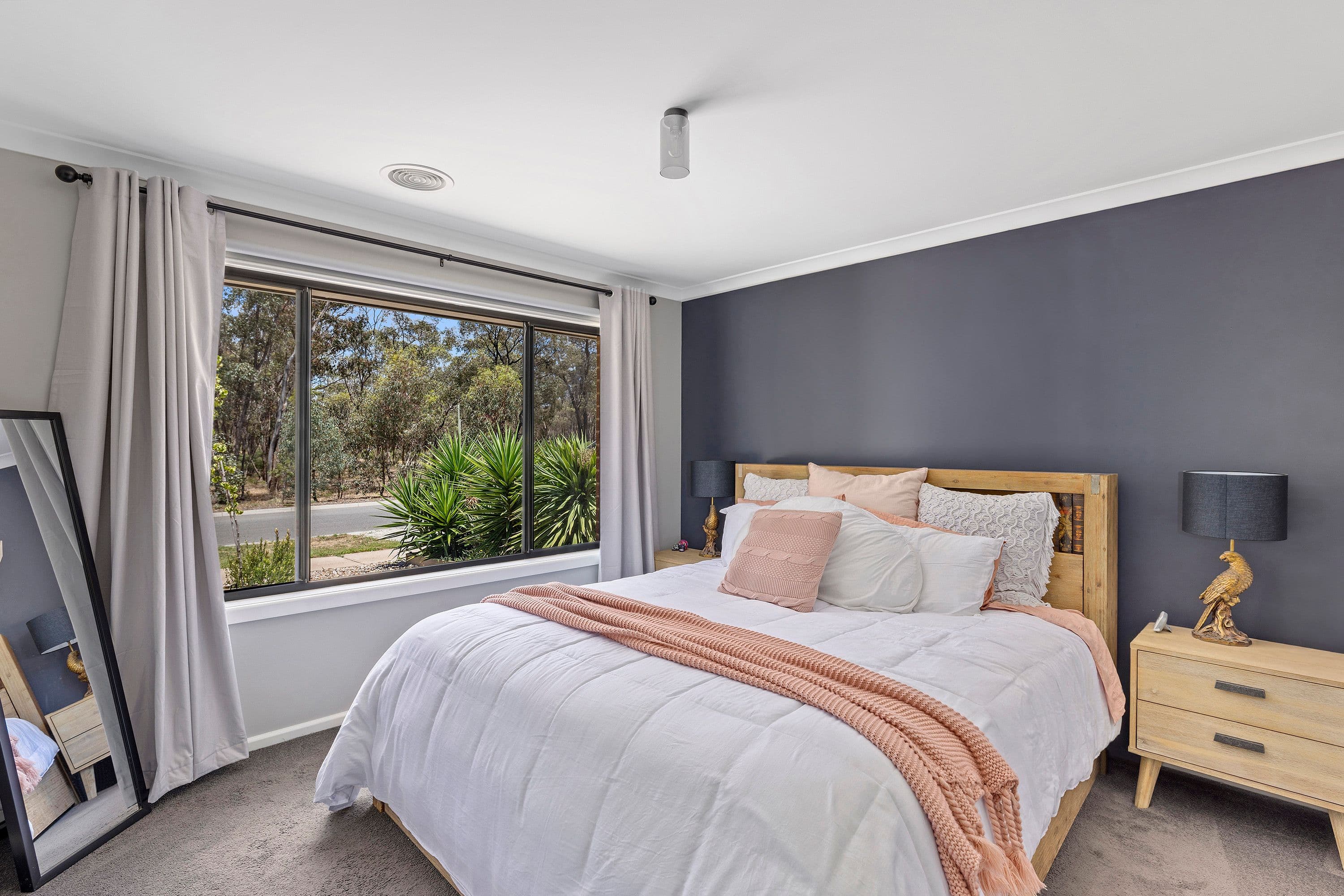 4 Blossom Drive, Epsom VIC 3551, Epsom - Thumbnail 2