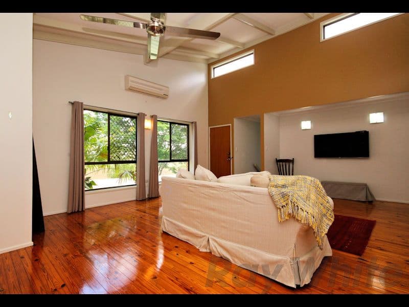 38 Lorrikeet Street, Bundamba QLD 4304, Bundamba - Thumbnail 5