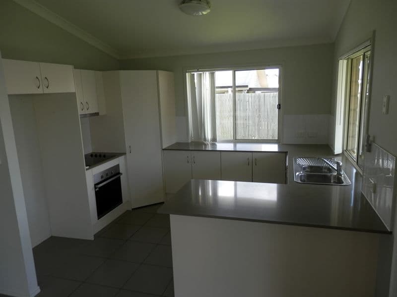10 Brighton Street, RACEVIEW QLD 4305, Raceview - Thumbnail 6