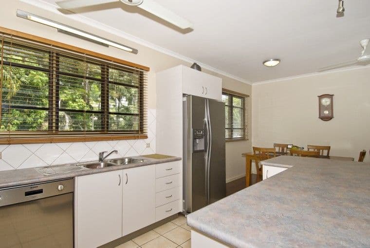 94 Rocklands Drive, TIWI NT 0810, Tiwi - Thumbnail 2