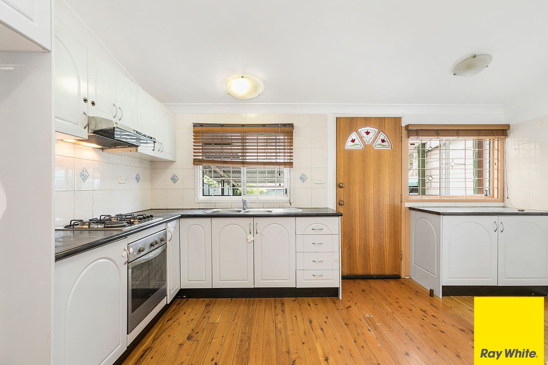 28 Renown Avenue, Wiley Park - Thumbnail 2