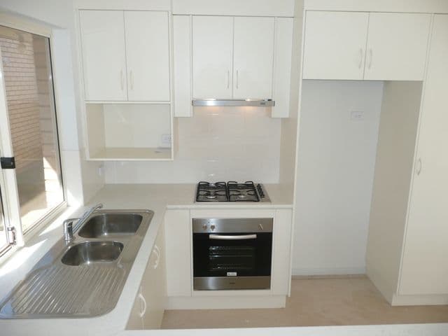 11 Field Street, PARAFIELD GARDENS SA 5107, Parafield Gardens - Thumbnail 2