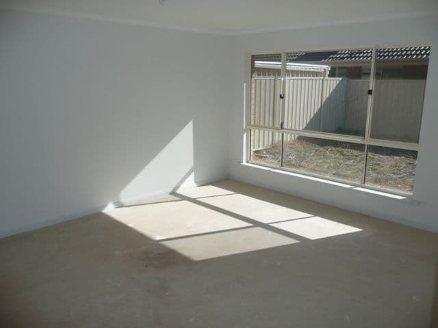 11 Field Street, PARAFIELD GARDENS SA 5107, Parafield Gardens - Thumbnail 3