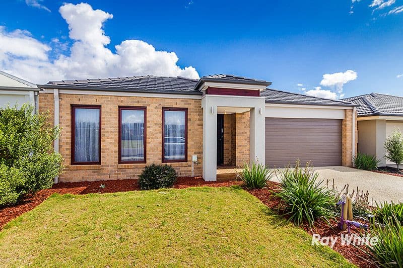 4 Sawgrass Way, Cranbourne West VIC 3977, Cranbourne West - Image 1