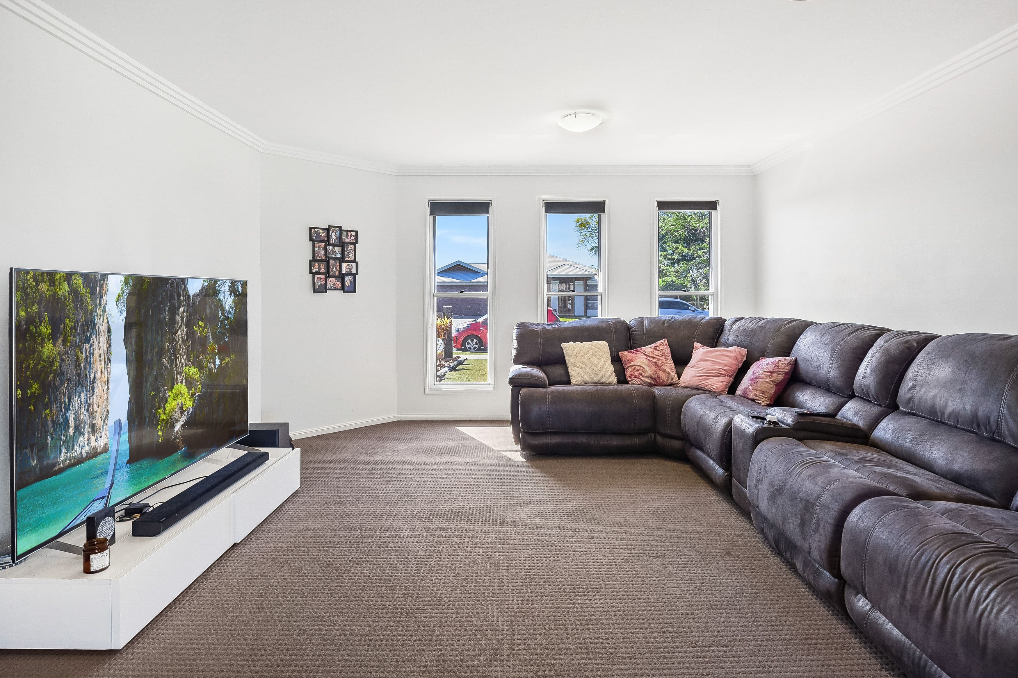 67 Canterbury Road, Emerald QLD 4720, Emerald - Thumbnail 8