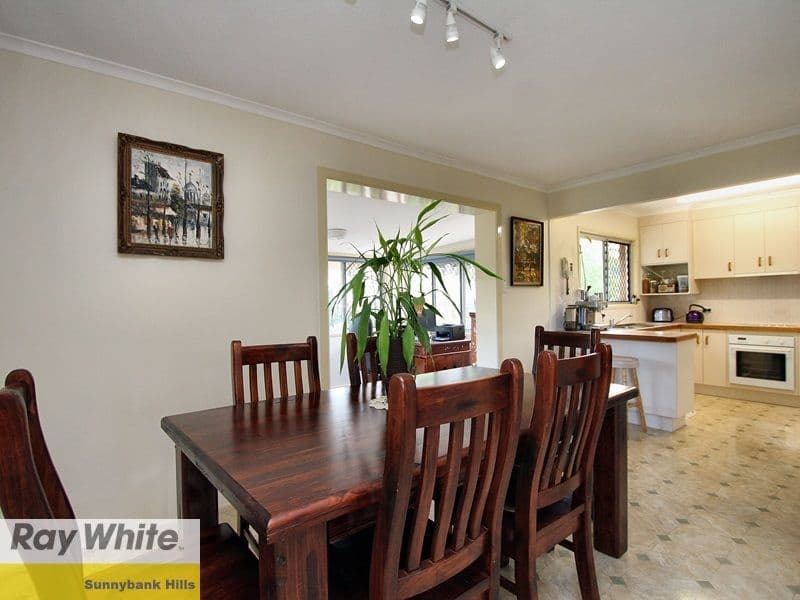29 Nioka Street, ROCHEDALE SOUTH QLD 4123, Rochedale South - Thumbnail 4