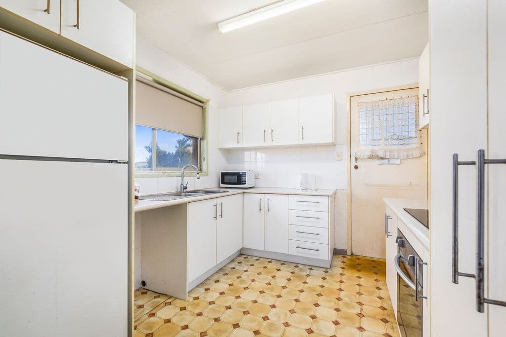 19 Angelina Street, Macgregor QLD 4109, Macgregor - Thumbnail 5