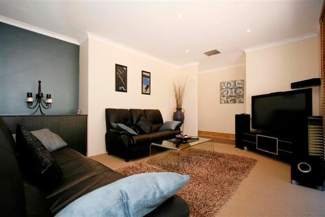 56 Orangedale Road, LESMURDIE WA 6076, Lesmurdie - Thumbnail 3