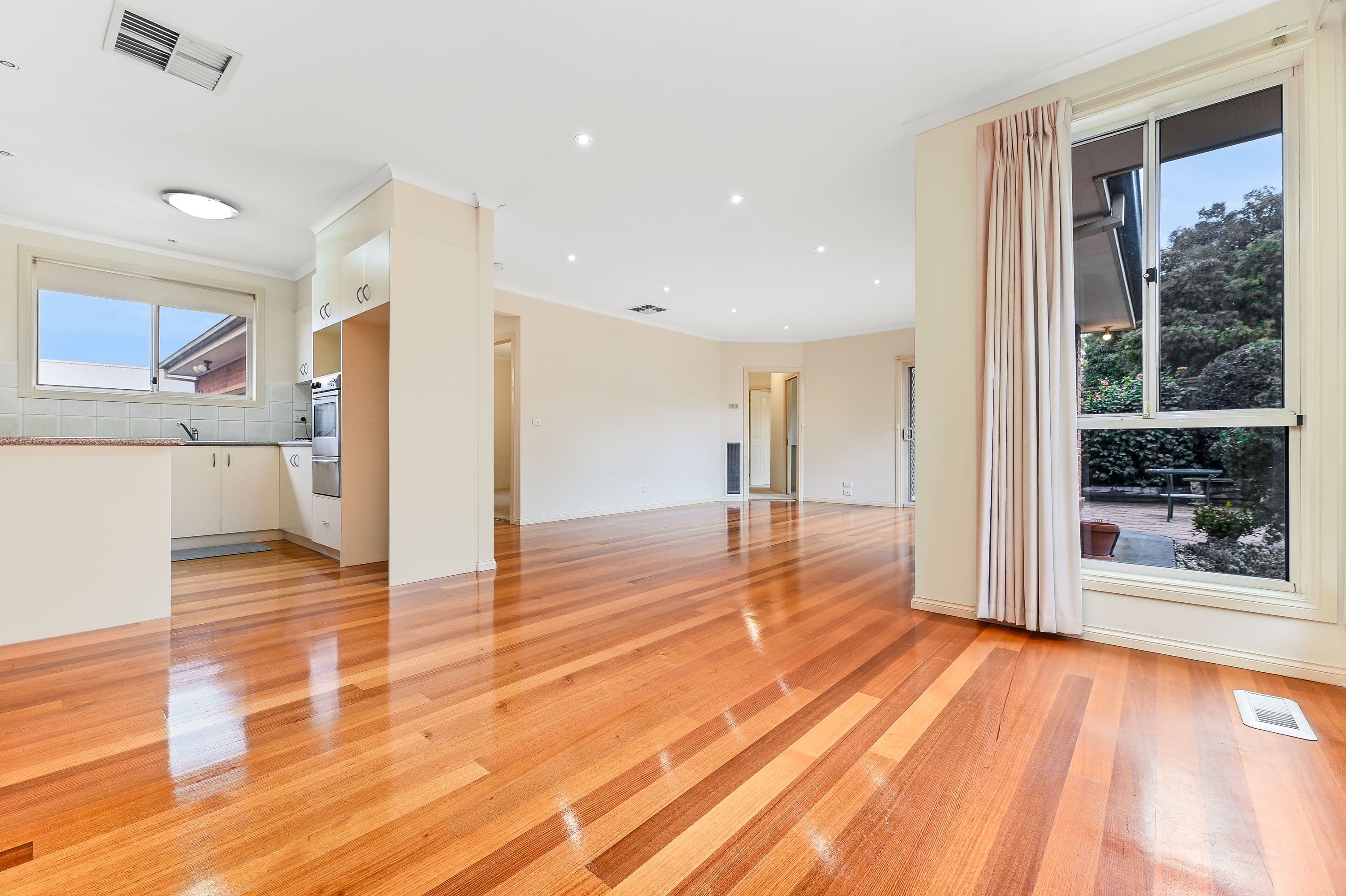 29 Donald Street, Mount Waverley VIC 3149, Mount Waverley - Thumbnail 4