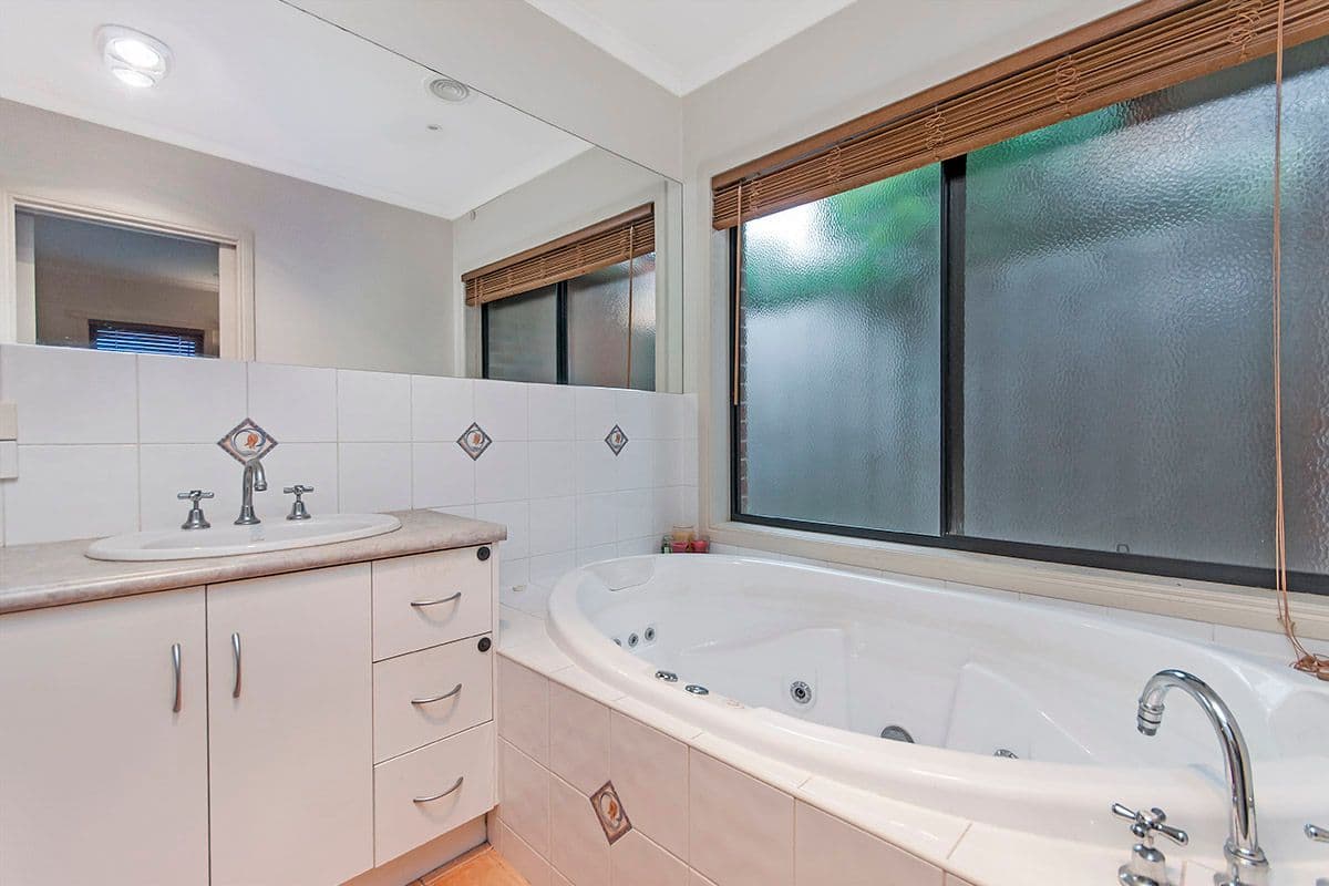 8 Cordina Court, Warrnambool VIC 3280, Warrnambool - Thumbnail 6