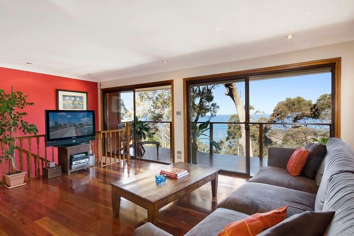 250 Lawrence Hargrave Drive, COALCLIFF NSW 2508, Coalcliff - Image 1