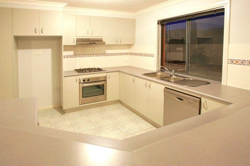 83 Willowgreen Way, POINT COOK VIC 3030, Point Cook - Thumbnail 4