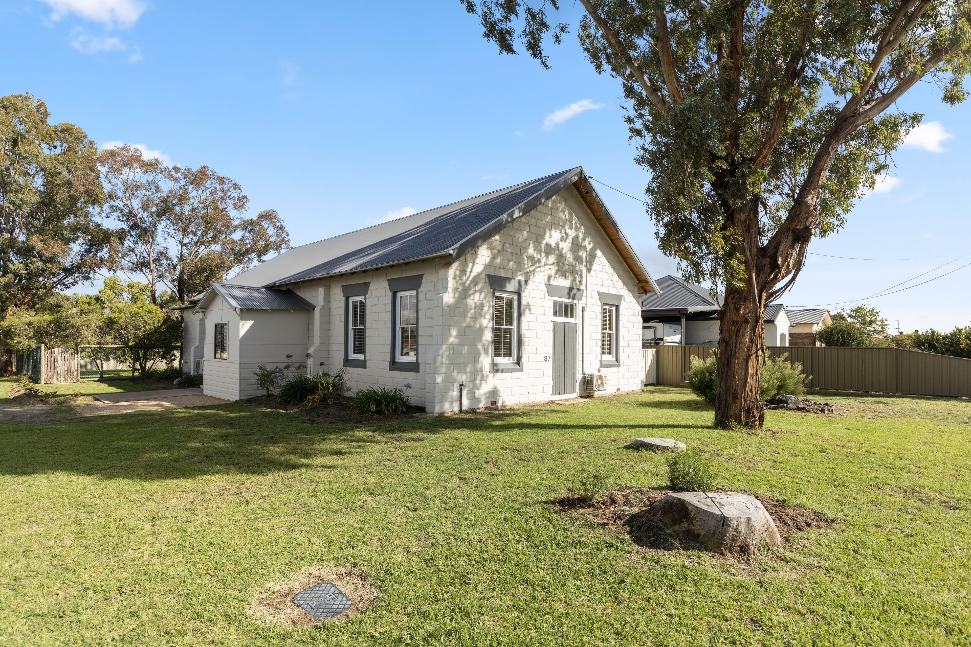 87 Queen Street, Goulburn NSW 2580, Goulburn - Image 1