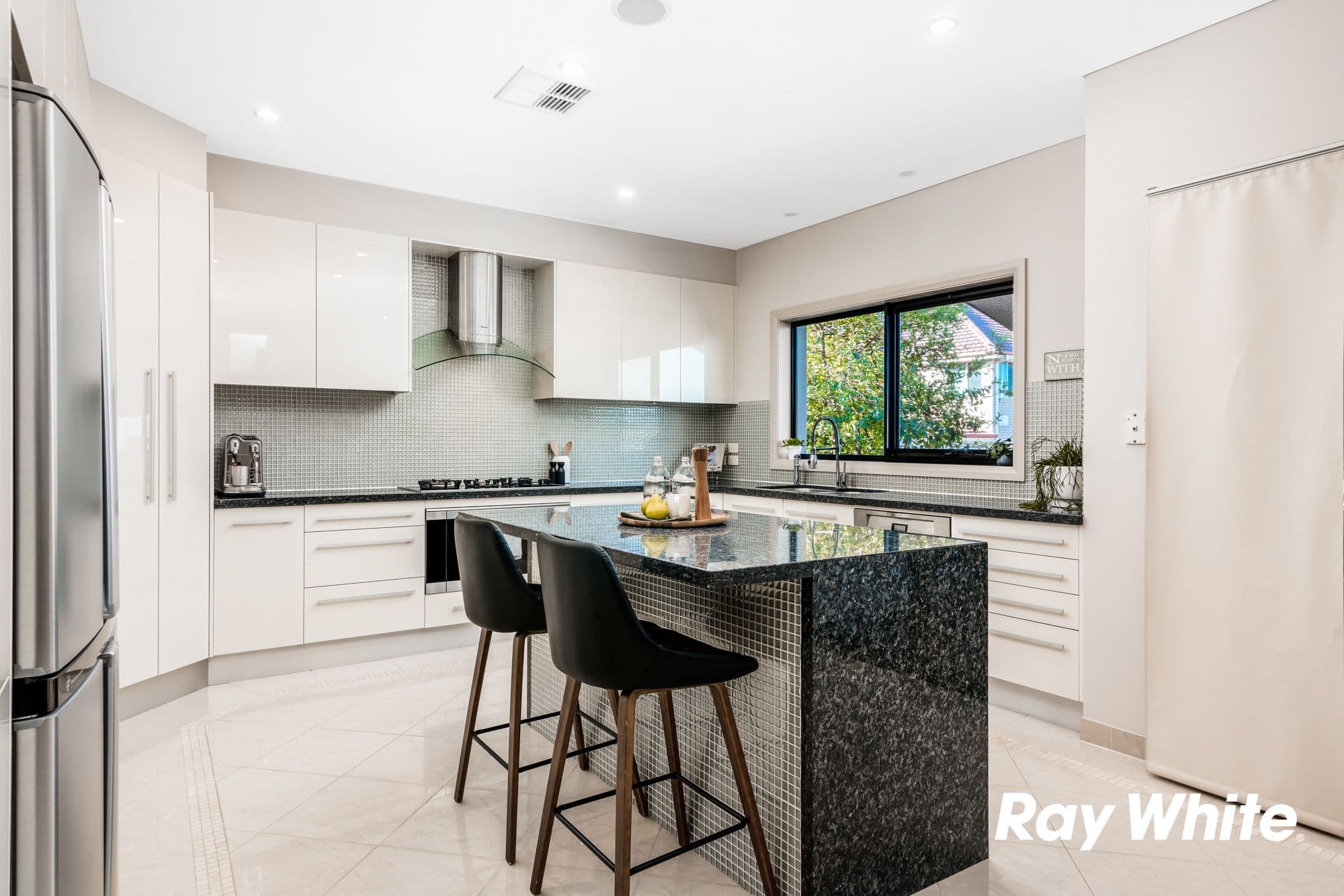 112 Perfection Avenue, Stanhope Gardens NSW 2768, Stanhope Gardens - Thumbnail 4