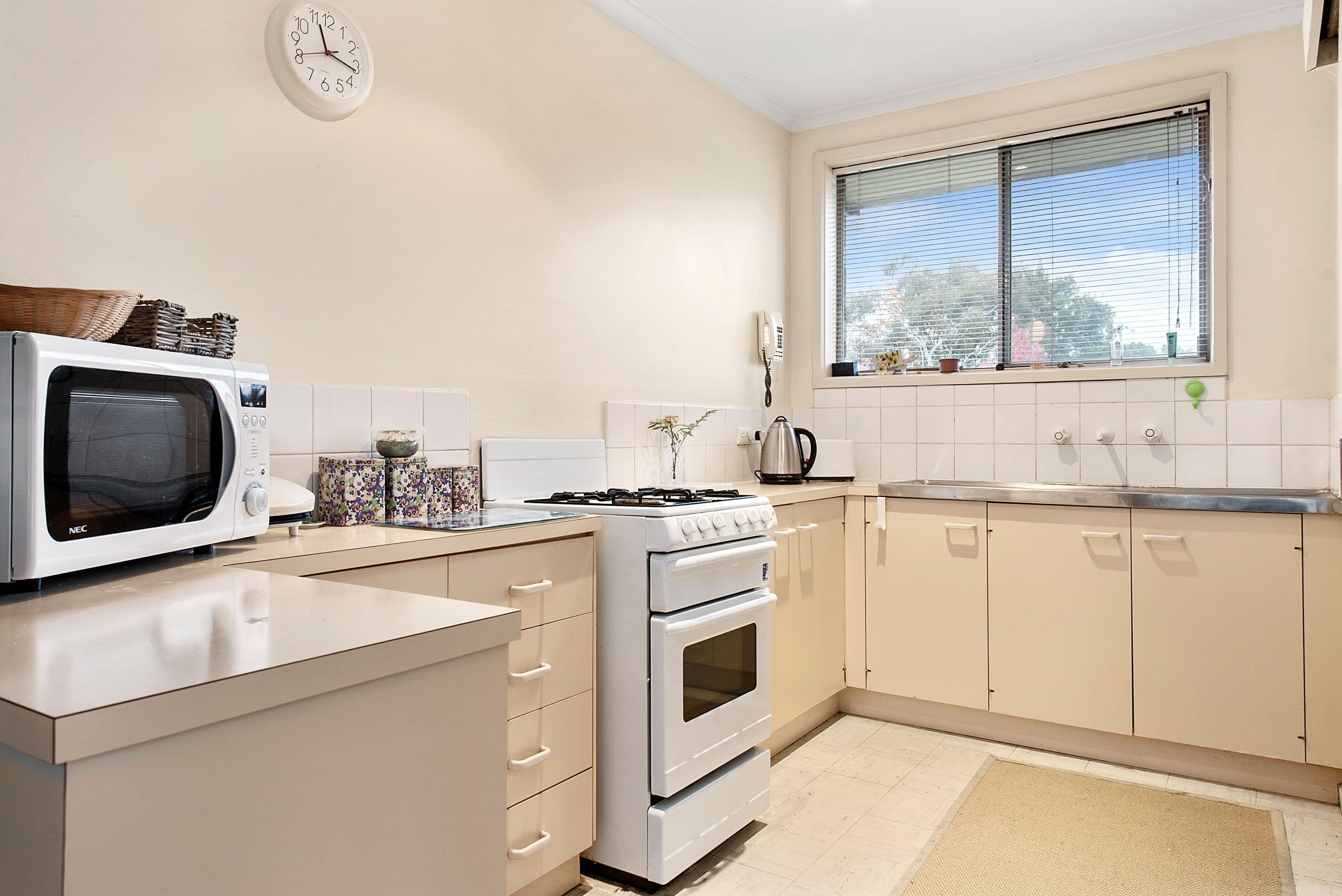 16 Louisa Street, Croydon VIC 3136, Croydon - Thumbnail 3